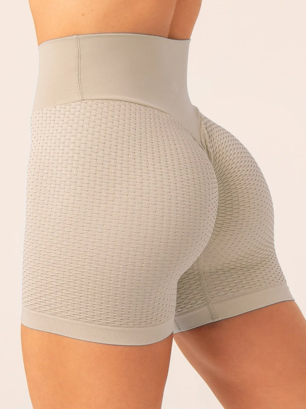 Honeycomb Scrunch Seamless Shorts