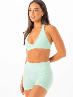 Sculpt Seamless Halter Bra