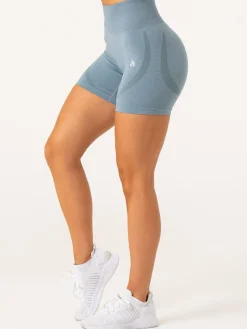 Staples Seamless Shorts