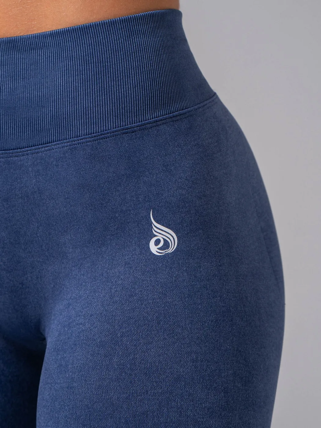Stonewash Seamless V Back Shorts